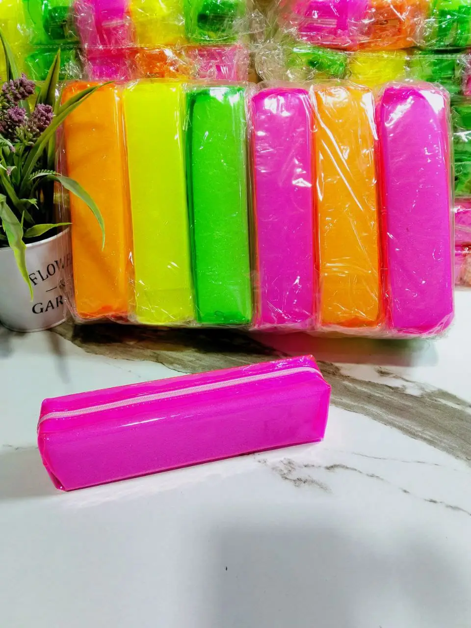 مقلمة الوان سيلكون صغير  - كود 53